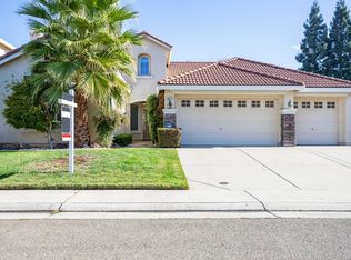 8271 Country Ranch Dr, Sacramento, CA 95829