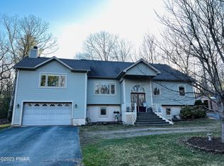 155 Piute Rd, Shohola, PA 18458