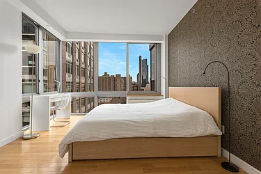 Rented by BARNES New York