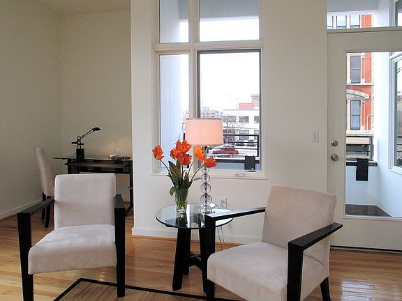 5th image of 1150 Vine St Unit 22