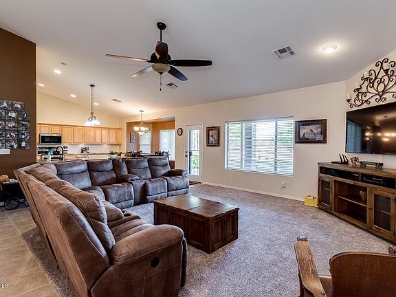4th image of 29811 W Canyon Ln