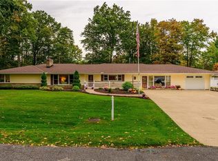 284 Pepperidge Dr, Geneva, OH 44041