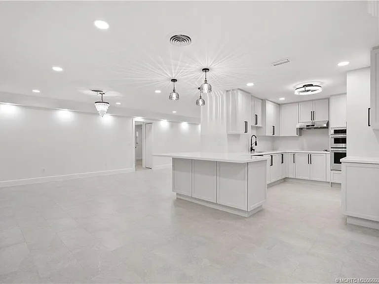 1230 NW Fork Rd — Photo 18