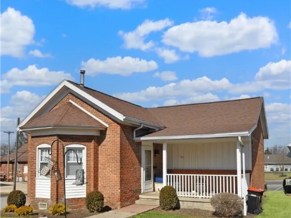 105 E Water St, Versailles, OH 45380