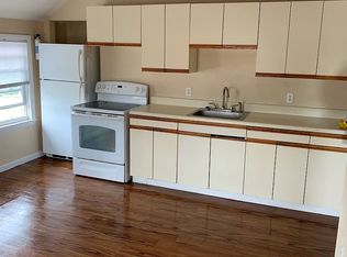 420 Wellington Ave APT 3A, Cranston, RI 02910