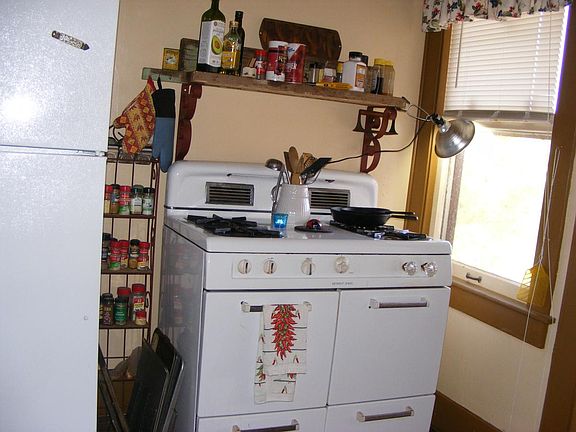 Detroit Jewel Gas Stove/Oven