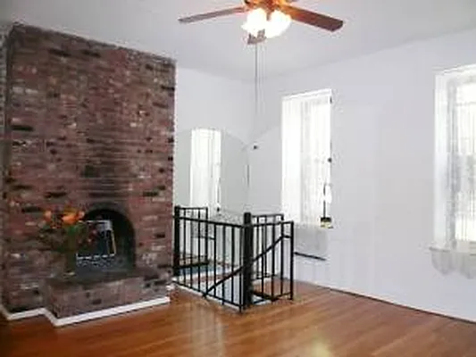 Rented by United Realty Equities | media 21