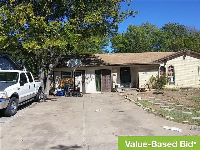 1st image of 1011 Holly Hill Ct