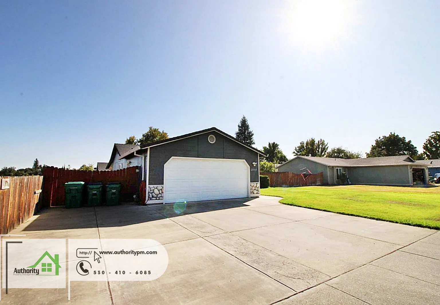3 bed, 2.0 bath, 1086 sqft, $1,895 — Photo 3