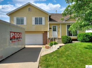 18814 U St, Omaha, NE 68135