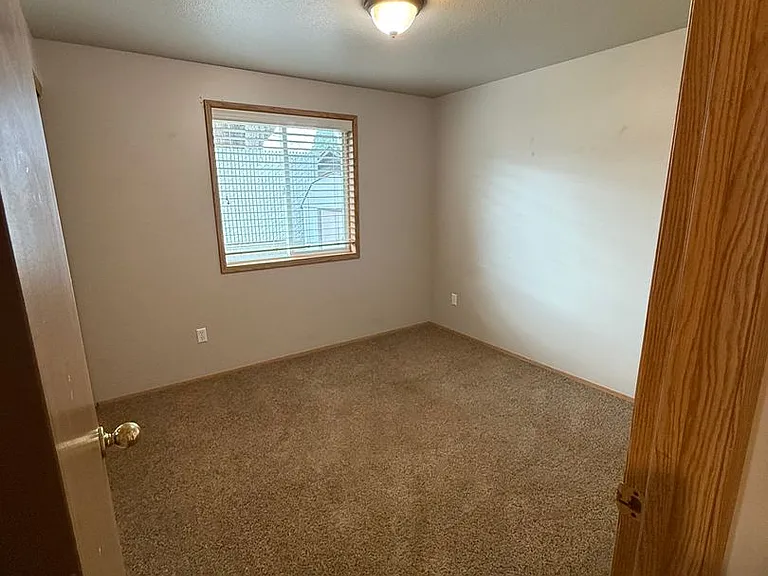 2179 Dahlia St — Photo 13