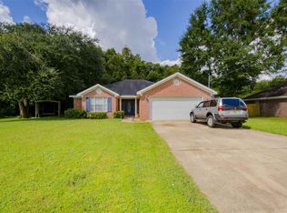 13131 Pointer Dr W, Foley, AL 36535