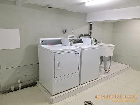 Rented by aptsandlofts.com | media 26