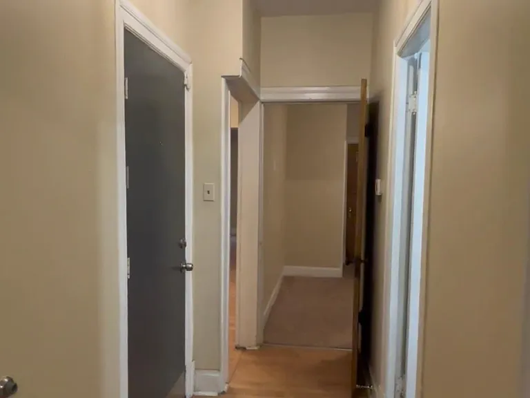 4253 Cleveland Ave — Photo 3