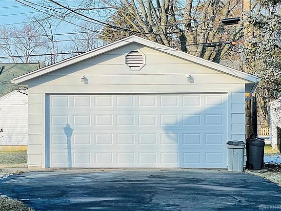 2nd image of 447 Orchard Dr