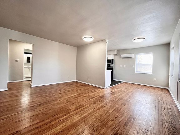 2nd image of 4250 Miami St APT 1