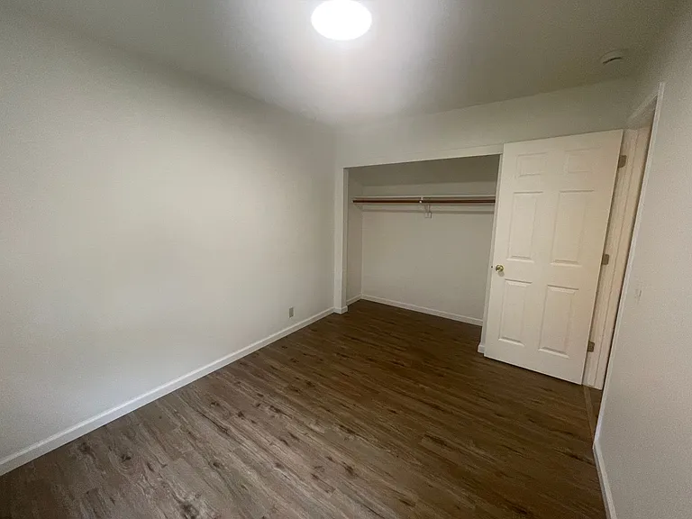 138 Patterson Ct — Photo 11