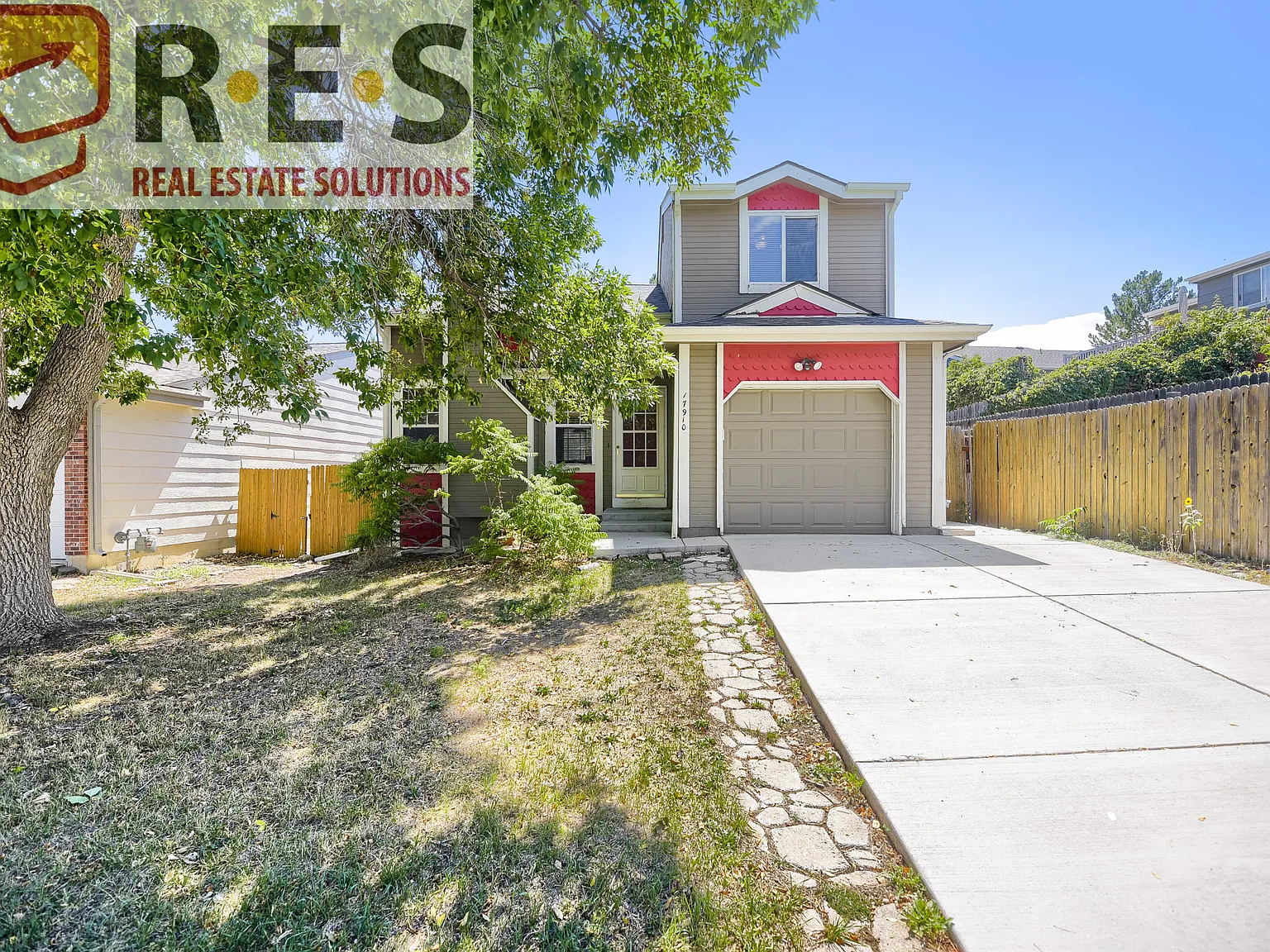 3 bed, 1.5 bath, 1179 sqft, $2,495 — Photo 1