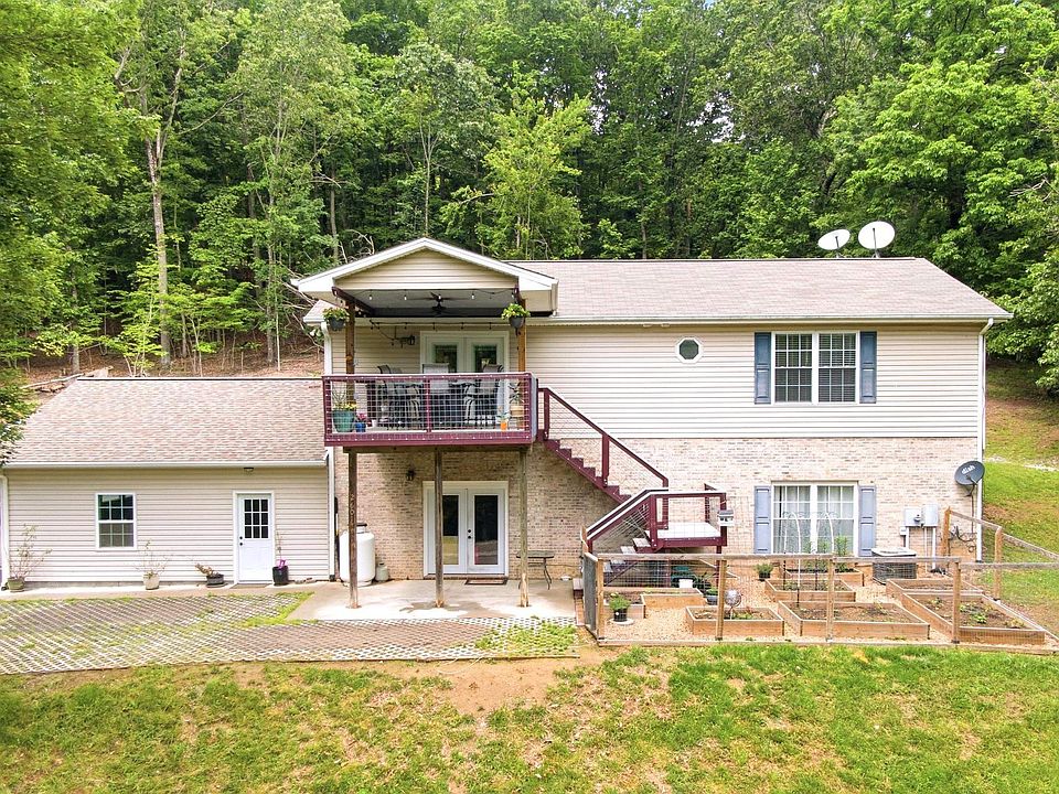 1st image of 2601 Chaucer Ln