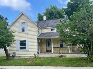 8467 East St, Millington, MI 48746