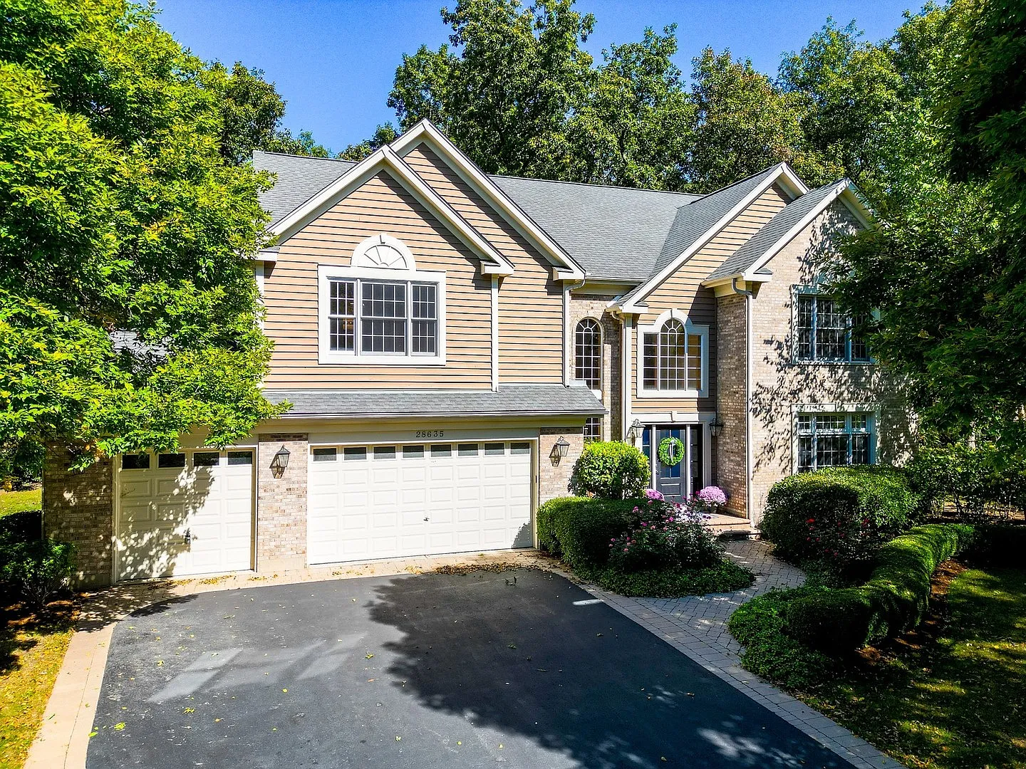 28635 Isleworth Ct photo 1