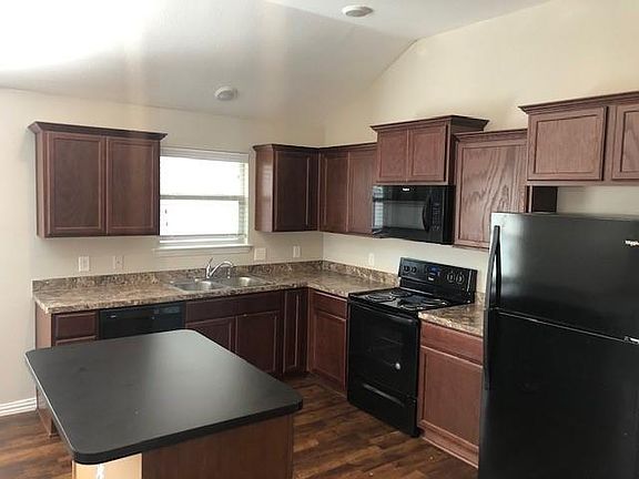 4th image of 1400 Glen Garden Dr