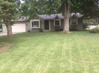 2296 Sandpiper Dr, Lapeer, MI 48446