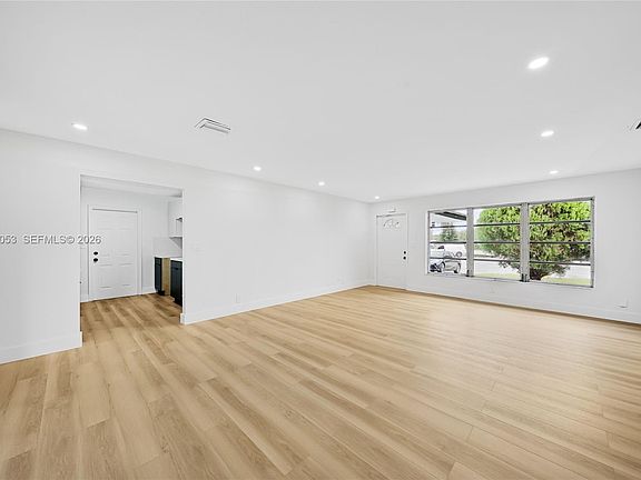4th image of 1353 NW 62nd Way