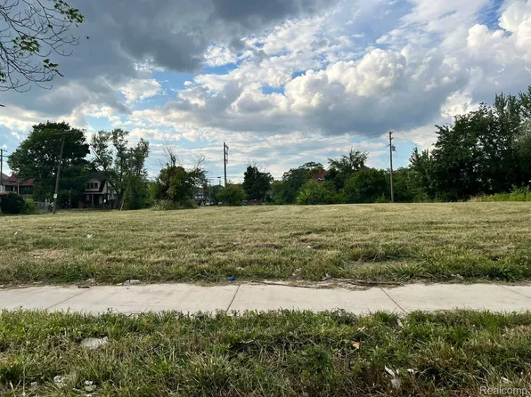 2229 W Grand Blvd, Detroit, MI 48208