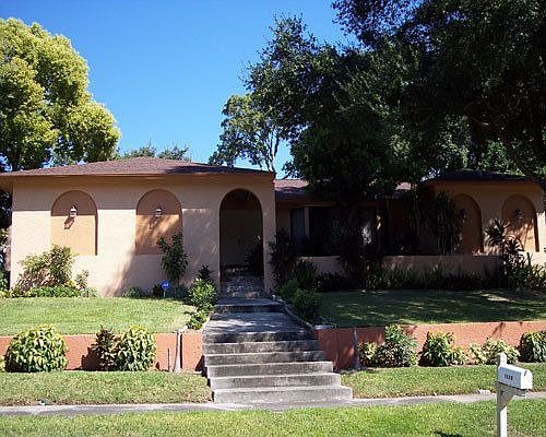 1st image of 1005 Rolling Hills Dr