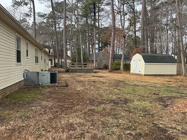 403 Old Lakeside Dr — Photo 8