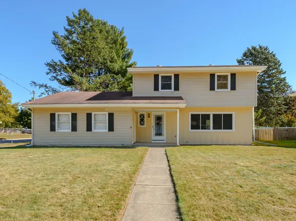 6725 Buckhorn St, Portage, MI 49024