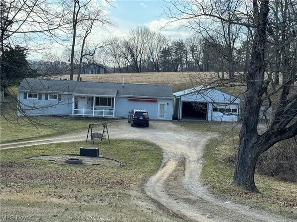 125 Sundale Rd, Norwich, OH 43767