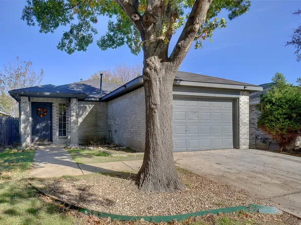 825 Savage Dr, Denton, TX 76207