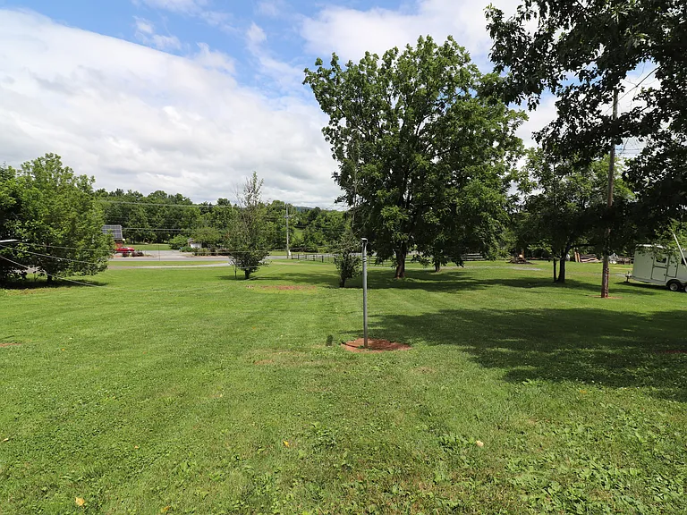320 Creamery Rd — Photo 20