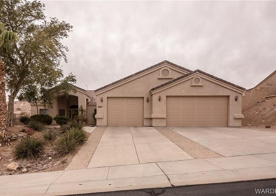 1st image of 2897 Desert Vista Dr