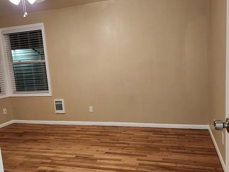 8695 SE 33rd Ave #H — Photo 35