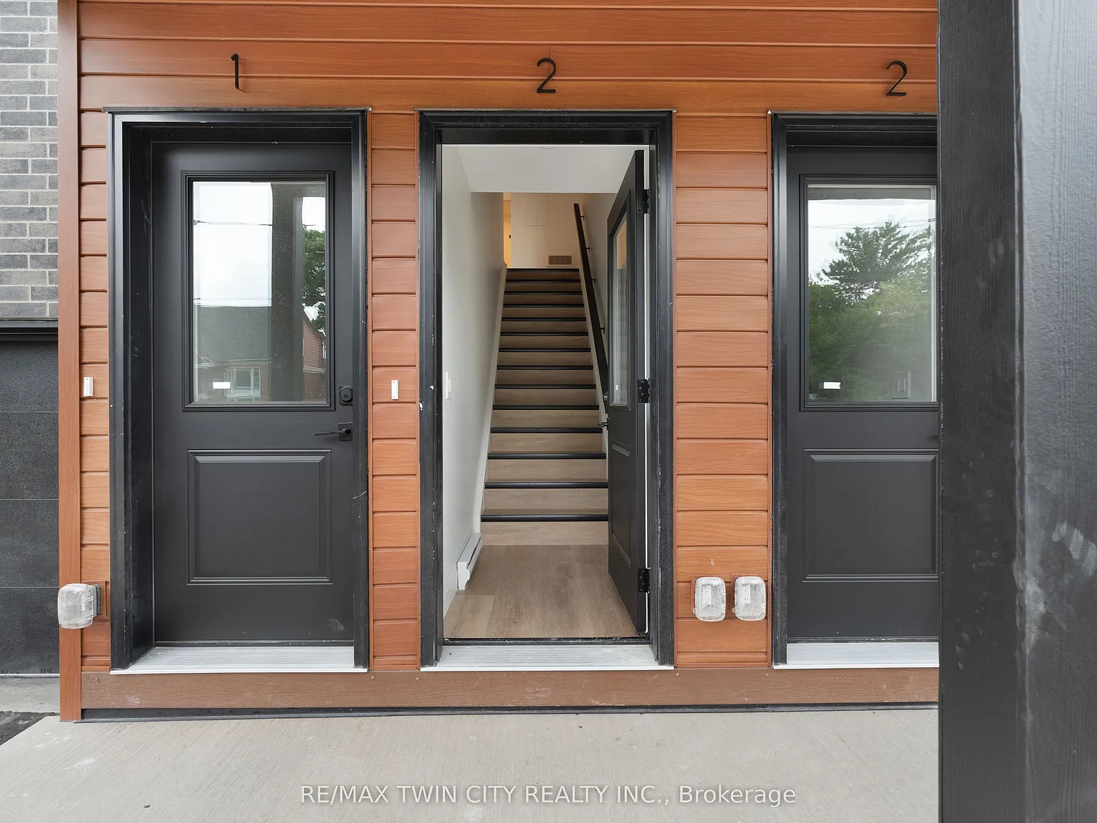 3 bed, $2,200 — Photo 4