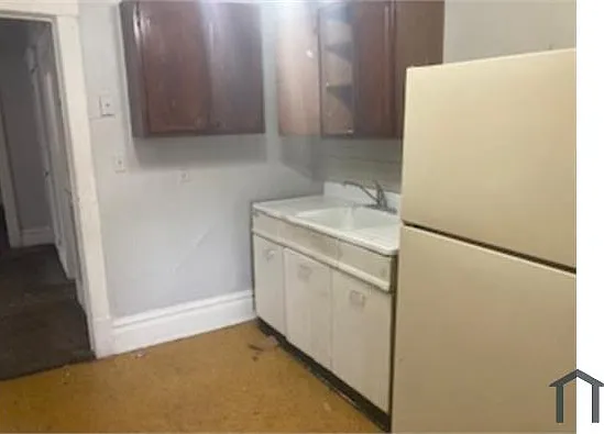 2 bed, $850 — Photo 3