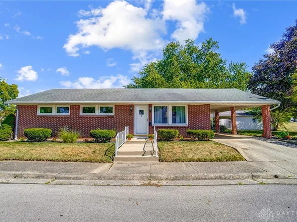 951 Walker St, Piqua, OH 45356