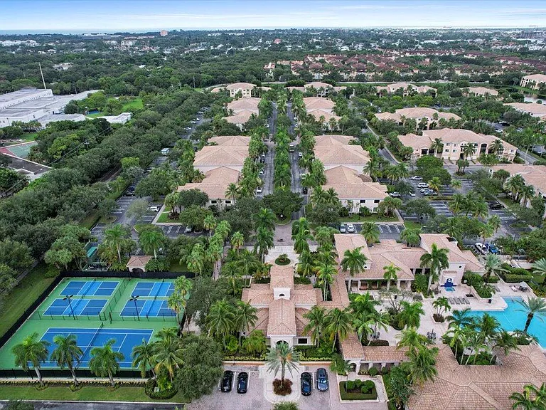 2916 Tuscany Ct #201 — Photo 33
