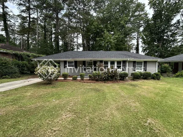 1095 Longshore Dr, Decatur, GA 30032