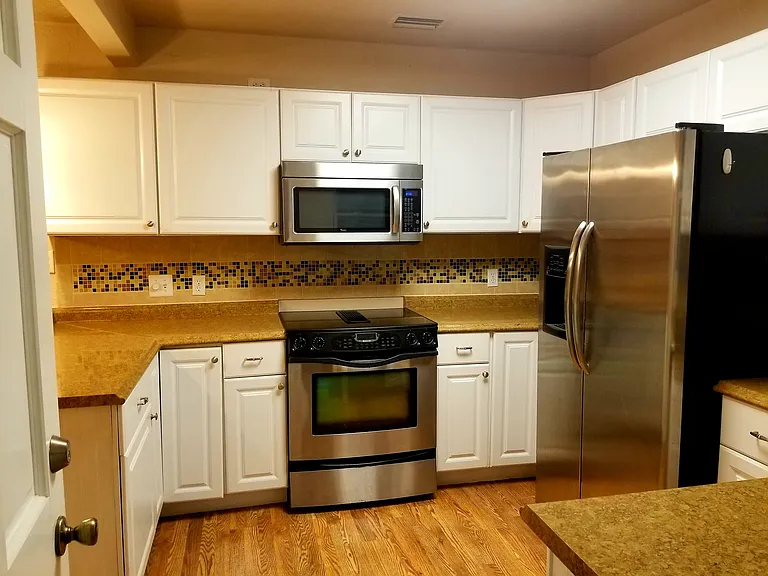 512 E Strawbridge Ave #512 — Photo 9
