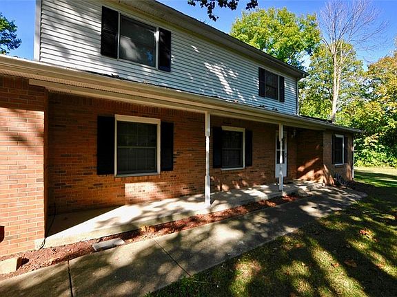 2nd image of 4550 Wycombe Ln