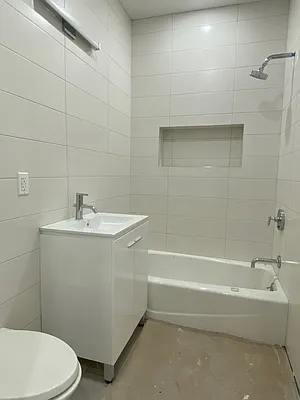 Rented by Metropolitan Equities | media 9