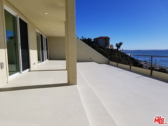 2nd image of 18055 Coastline Dr APT 2