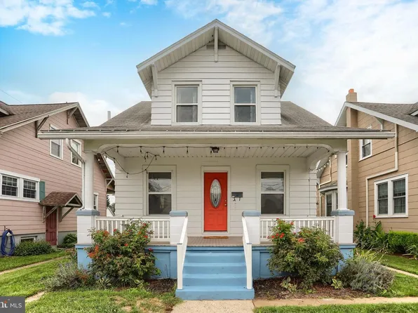 225 E Broad St, Palmyra, PA 17078