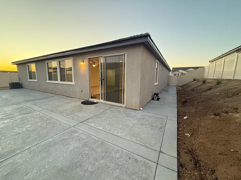 4212 Larchwood Ln — Photo 25