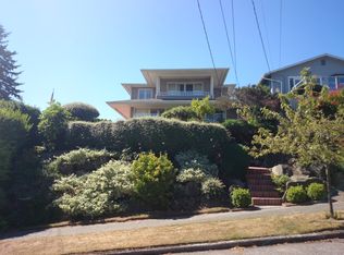 2861 W Jameson St, Seattle, WA 98199