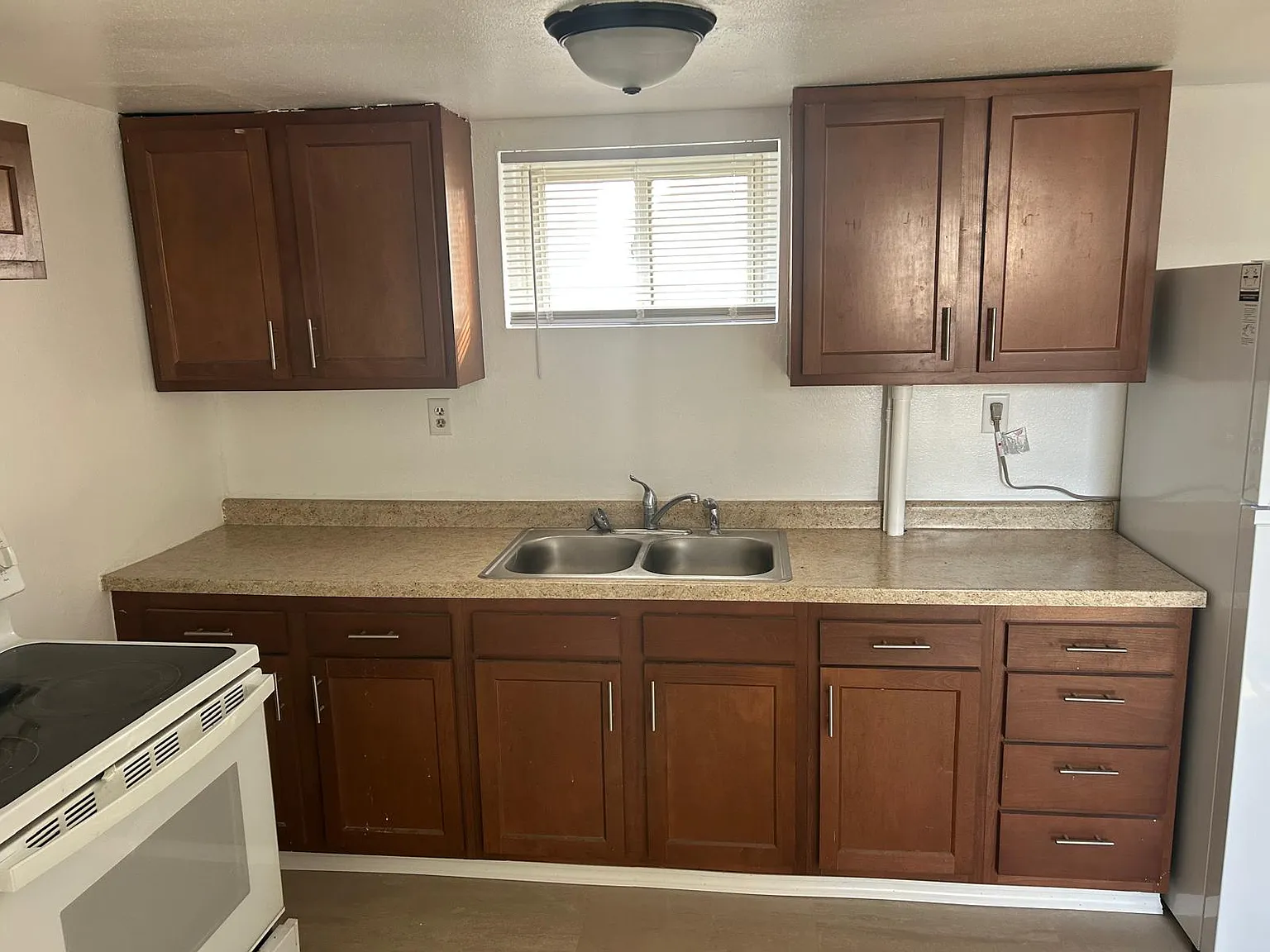 1 bed, 700 sqft, $1,025 — Photo 3